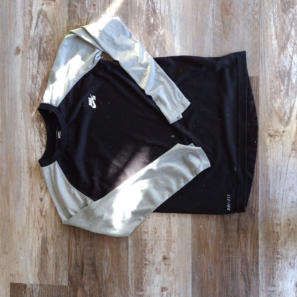 Long Sleeve Tee Nike